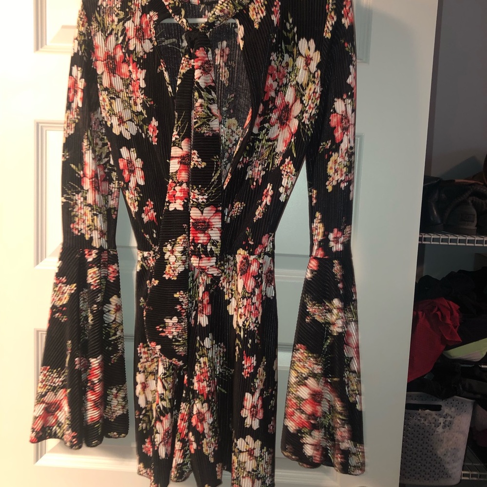 Romper - Picture 2 of 2
